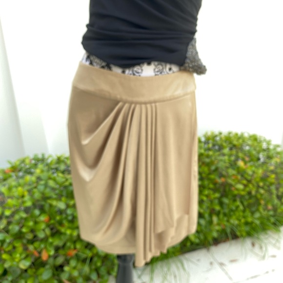 Cache Women’s Set : Skirt+Top, Black Gold - Picture 5 of 8